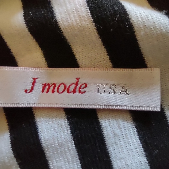 J mode USA- Black/white Striped Midi Skirt, Size M/L (NWOT!) - Picture 3 of 3